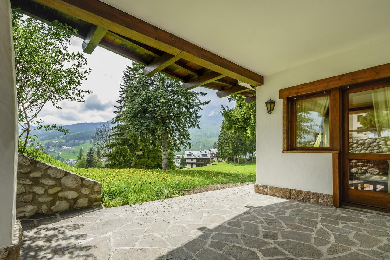 Villa Ca Perosego - Stayincortina กอร์ตินาดัมเปซโซ ภายนอก รูปภาพ